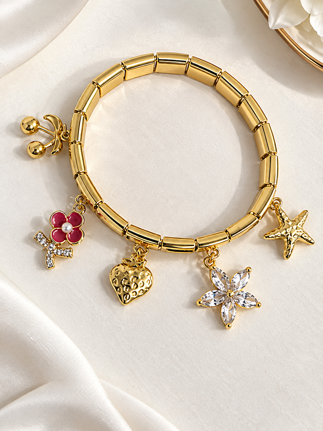Charming Link Bracelet